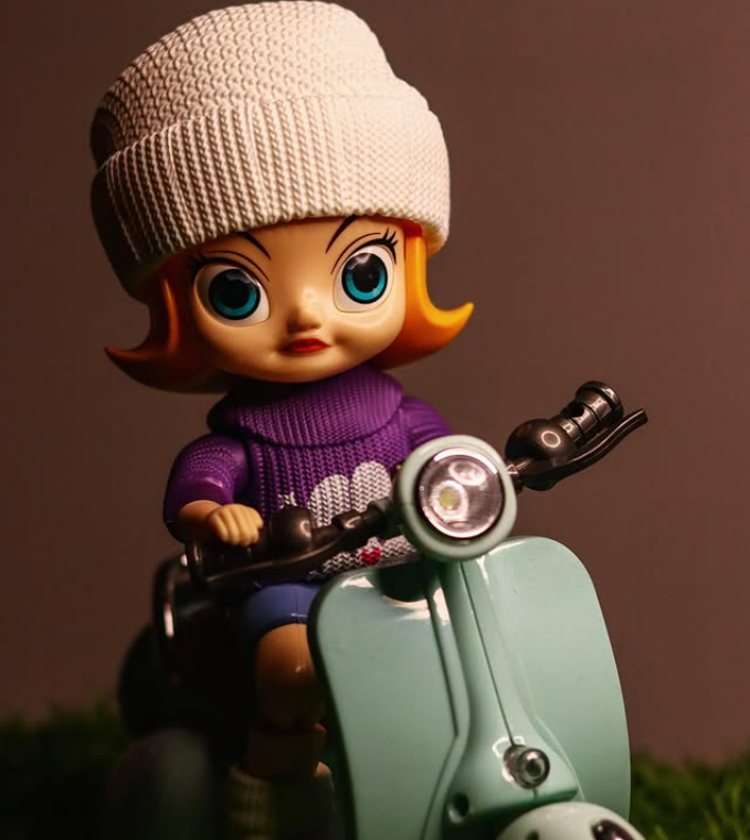 Devojka na motoru Interaktivna igračka - Top Igracke